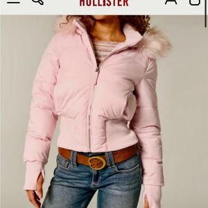 Hollister Women's Faux Fur Trim Puffer Bomber Coat ((SOLD))